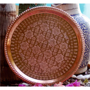 Plat de service en cuivre gravé à la main |   Thali de décoration pour mariage et maison, style classique, design moderne et luxueux, MOQ 100 pièces - Product Image 3