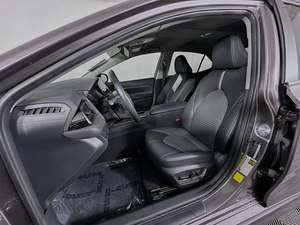 Dernière vente aux enchères : Berline 2023 Camry SE FWD d'occasion à vendre - Product Image 4