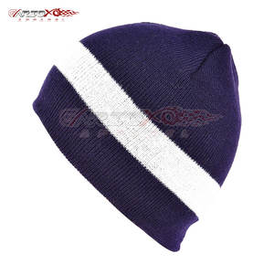 Bonnet d'automne et d'hiver pour femmes Design en tricot chaud pour Street Style et voyage Bonnet en laine douce - Product Image 1
