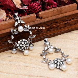 Pendientes Elegantes con Colgante, Chapados en Rodio Negro, Recuerdos de Fiesta, Pendientes Kundan, Joyería de Boda para Mujer, Estilo Haldi Mehndi - Product Image 5