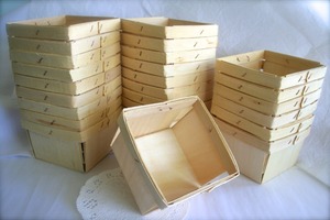 Handmade natural wood berry basket for fruit vegetable <b>storage</b> eco friendly <b>wooden</b> farm market display container - Product Image 5