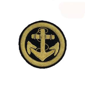 Broche de pedregal con cuentas y logotipo personalizado, insignias de seda India bordadas a mano, alfileres decorativos, alfiler de seguridad de alambre de lingote tradicional - Product Image 1