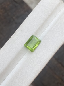 Piedra preciosa suelta de 3,26 quilates de grado AAA certificada Super increíble peridoto Natural Octágono corte esmeralda buena calidad de brillo de Color - Product Image 2