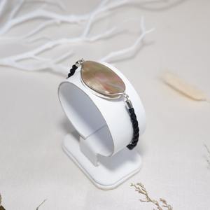 Pulsera de perlas de concha con diseño étnico único y elegante - Product Image 3
