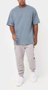 T-shirt en molleton 100 % coton personnalisé avec logo imprimé, coupe sport décontractée, motif personnages, pour homme, poids du tissu 220g, vente en gros - Product Image 3