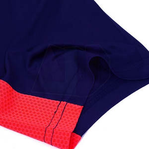 ชุดฟุตบอลแขนสั้นผู้ชาย ผ้าคุณภาพสูง น้ำหนักเบา ระบายอากาศได้ดี ควบคุมความชื้น เคลื่อนไหวสะดวก - Product Image 4