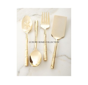 Ensemble de couverts en métal élégant pour cuisine moderne avec un style sophistiqué et une construction en acier inoxydable de haute qualité - Product Image 5