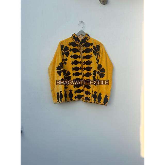 สีเหลือง