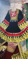 LES FEMMES MODESTES PORTENT DES ROBES DE STYLE AFGHANI AVEC PEINTURE ROBE TRADITIONNELLE DE STYLE AMÉRICAIN AVEC TRAVAIL FAIT À LA MAIN ROBE DE FÊTE DE MARIAGE