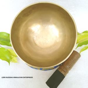 ชามร้องเพลงทิเบตทำด้วยมือสไตล์ทองเหลืองสลัวสีเหลืองสำหรับการทำสมาธิทางศาสนาและการรักษางานฝีมือโลหะจากเนปาล - Product Image 6