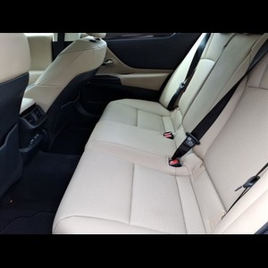 Certificado 2019 ES 350 F Sport Luxury Sedan Clean USA Export Dirección de mano izquierda - Product Image 4