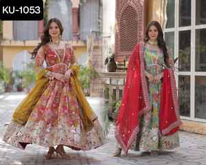 Vêtements ethniques indiens soie russe imprimée numérique avec broderie d'aluminium Zari paillettes travail Anarkali robes à manches longues pour les femmes - Product Image 4