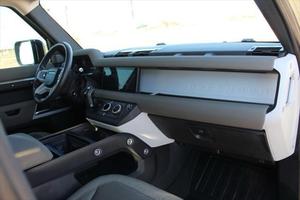 Land Rover Defender 2016 - Product Image 3