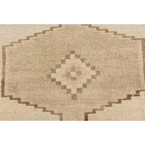 พรมขนาด 3.3x9.5 ฟุต, พรมตุรกีโบราณ, พรมลายอิคัตสีน้ำตาล - Product Image 3