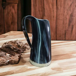 Tasse en corne naturelle fabriquée à la main tasse à bière de style viking poli tasse à boire en corne de buffle de qualité supérieure - Product Image 1