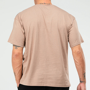 เสื้อยืดแขนสั้นผู้ชาย คอโอ ทรงปกติ สไตล์ลำลอง ผ้าเจอร์ซีย์คอตตอน 100% ระบายอากาศได้ดี - Product Image 2