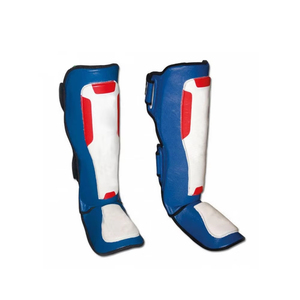 Espinilleras de Boxeo y MMA para Adultos NAMZA INTERNATIONAL de Cuero de Alta Calidad, Ligeras, Ajustables, con Cierre de Gancho y Bucle - Product Image 4