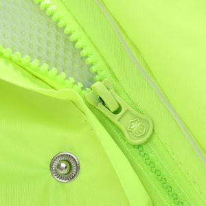 Veste de pluie en PVC vert pour adultes, logo personnalisé, longue, respirante, réfléchissante, imperméable, de sécurité, coupe-vent, durable - Product Image 3