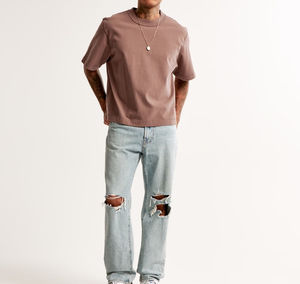 เสื้อยืดพอดีตัวทรงบ็อกซี่ฟิตเนสแบบพรีเมียมใหม่โลโก้ตามสั่ง - Product Image 1