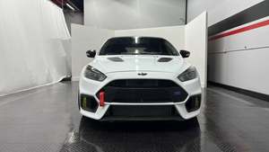 Ford Focus RS Hatchback Elite Usado, 2017 - Product Image 4