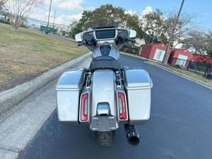 Harley-Davidson Usada del 2023 ®   FLHXSE - CVO ™   Street Glide ®   disponible para la venta - Product Image 3