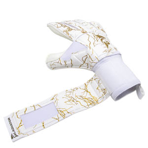 ถุงมือผู้รักษาประตูหนังพรีเมี่ยมปรับแต่งได้ - Product Image 1