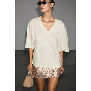 T-shirt confortable à col en V en mélange de coton biologique et de lin pour femme GRIMELANGE SYLORA - Product Image 3
