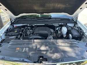 VENTAS CLÁSICAS EN STOCK Camioneta Silverado 2500 4x4 Crew Cab 2019 USADA Envío a Todo el Mundo - Product Image 6