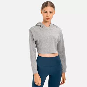 Nouveau sweatshirts pour femmes en gros de 2024 logo personnalisé unisexe avec poches vêtements d'hiver en polaire pour femmes par Maximize Wear - Product Image 1