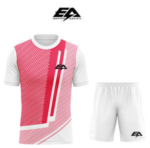 Conjunto de uniforme de fútbol de alta calidad personalizado unisex, camiseta de poliéster de sublimación rápida, pantalones cortos, camiseta de fútbol profesional con nombre en stock - Product Image 1