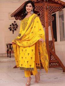 Diseño Exclusivo, Ropa Elegante para Mujer, Estilo Indio-Pakistaní, Última Moda en Algodón Puro Bordado, Kurta y Pantalones Elegantes para Verano - Product Image 6