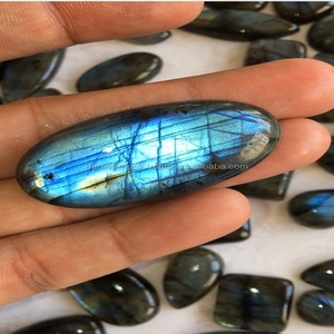 Labradorita natural con buena calidad y brillo increíble a un precio muy barato estas piedras vienen con una fabricación perfecta y - Product Image 5