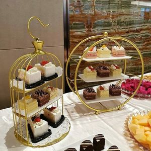 Support à gâteau en forme de carrosse de Cendrillon, 3 étages, en métal doré, présentoir à cupcakes, support décoratif pour mariage et fête - Product Image 5