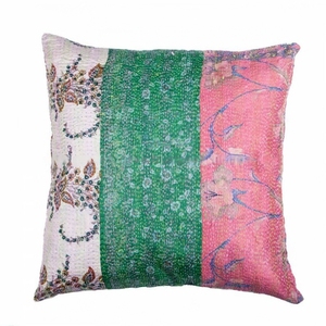 Housse de coussin brodée indienne décorative luxueuse à motifs floraux Coussins Suzani Housse de coussin Jaipuri Suzani - Product Image 1