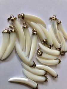 Liontin kalung buatan tangan liontin tulang <span class=keywords><strong>Tusk</strong></span> liontin tulang kerbau asli tulang kerbau putih dan coklat - Product Image 4