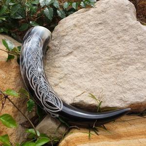 Corne de Viking authentique par Crescent Crafts Héritage artisanal dans une tradition intemporelle par l'artisanat du croissant - Product Image 1