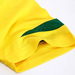 Uniforme de fútbol del nuevo diseño del desgaste del fútbol del entrenamiento del servicio del OEM en el precio bajo - Product Image 3