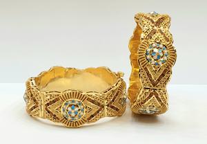 Venta al por mayor 24K chapado en oro brazaletes de latón inoxidable de alta calidad elegante joyería de moda pulseras - Product Image 2