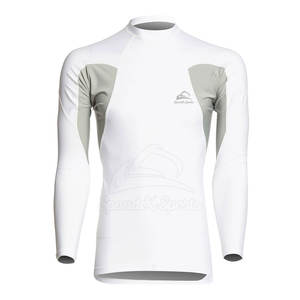 Rash Guards personnalisés relaxants parfaits pour les sports nautiques et la relaxation pour l'équipe - Product Image 1