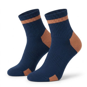 Chaussettes de sport décontractées pour hommes de haute qualité, très vendues, à prix avantageux, respirantes et légères - Product Image 1