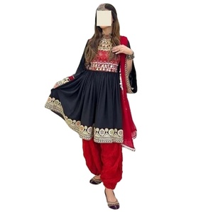 Robe traditionnelle afghane respirante de style moderne pour femmes Kuchi Tribal Ethnique Décoration plissée - Product Image 1