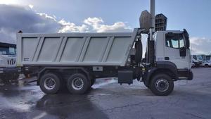 Nouveau Camion Lourd Benne Basculante Shacman HD9 8x6 Euro 5 2023 Moteur Diesel Caméra Arrière 360° Direction Gauche 351-450 CV Automatique 31-40T Touch - Product Image 3