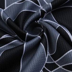 Ensemble de maillot et short de basketball personnalisé 2026 – Respirant, séchage rapide, vêtements de sport personnalisés pour entraînement et match – OEM/ODM - Product Image 3