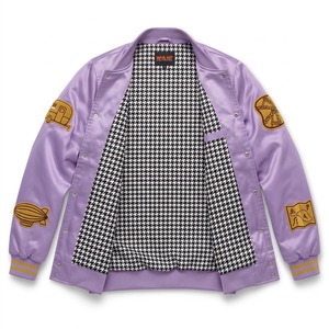 Blouson Bomber en Satin Personnalisé pour Homme, Lilas, avec Patchs en Chenille Dorés, Doublure par Sublimation, Logo Personnalisé, OEM, Streetwear - Product Image 3