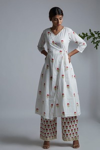 มินิแมเจนต้า บล็อกพิมพ์ห่อกุฏกับกางเกงมินิแมเจนต้า บล็อกพิมพ์ ทรงผมคุณภาพกุฏและกางเกงจากผู้ผลิตชาวอินเดีย - Product Image 6