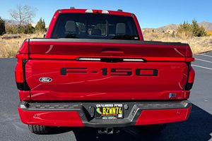 F-150 Lightning Platinum d'occasion 2024 - Product Image 4