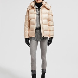 Latest Design <b>Cheap</b> Price Women <b>Puffer</b> <b>Jacket</b> 2025 New Fashion Winter Woolen Knitted Breathable in Low MOQ - Product Image 1