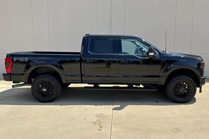 F-250 Super Duty Lariat 4x4 2021, moteur V8 de 7,3 litres, très bien équipé, remplacement de moteur récent, non modifié - Product Image 3