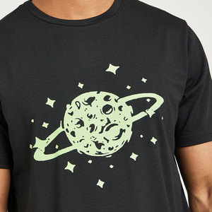 Ensemble T-shirt et short imprimés à séchage rapide en polyester/coton deux pièces pour hommes de printemps Streetwear décontracté personnalisable en gros - Product Image 4