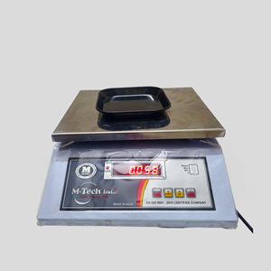 Vaisselle carrée en mélamine noire pour la maison et le restaurant Assiettes et soucoupes de différentes tailles de 6 pouces Plats à dîner en vente - Product Image 4